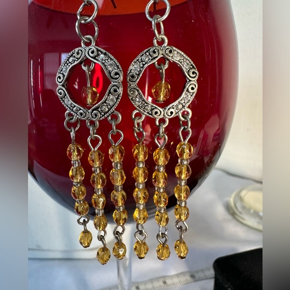 Sparkly faceted honey yellow and sparkly rhinestones earrings - Picture 4 of 5